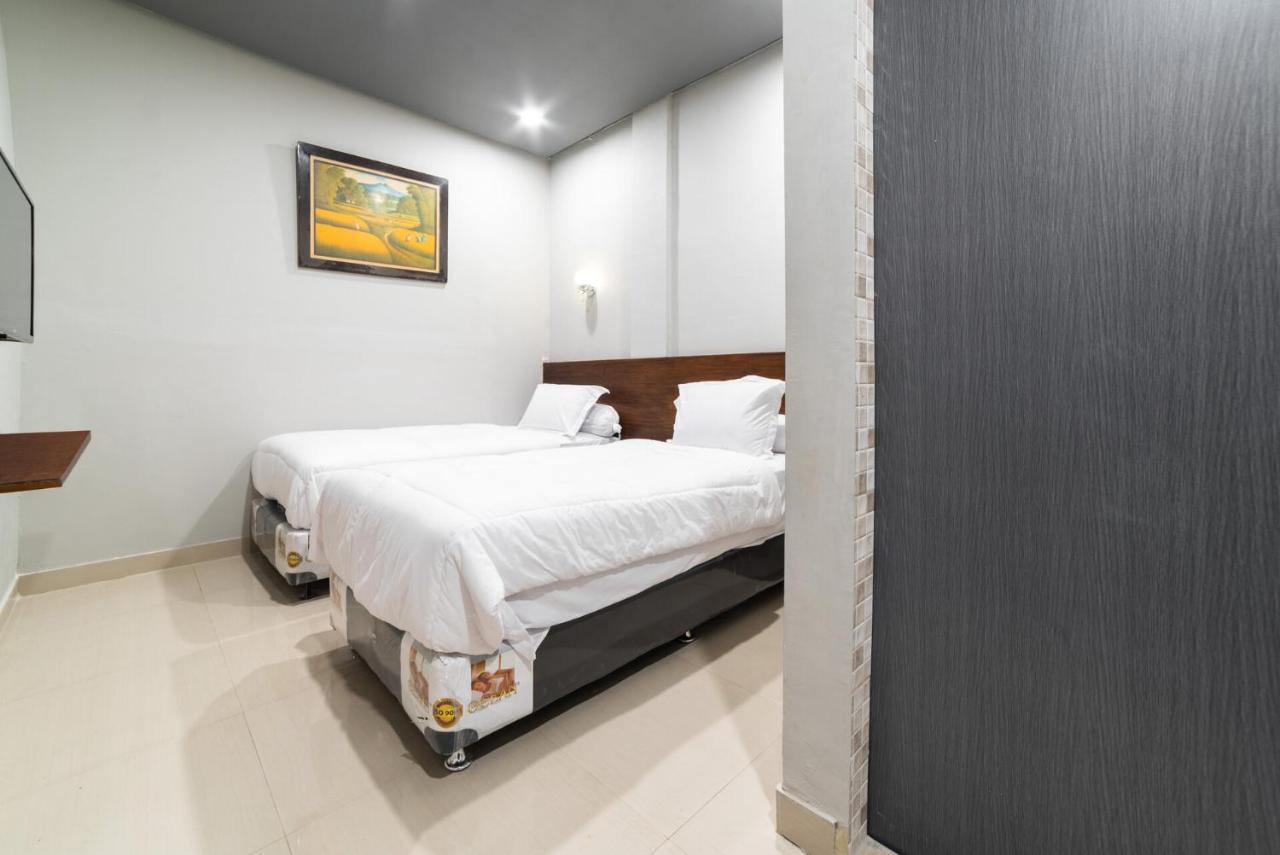 Glamour Hotel And Spa Medan Exterior foto
