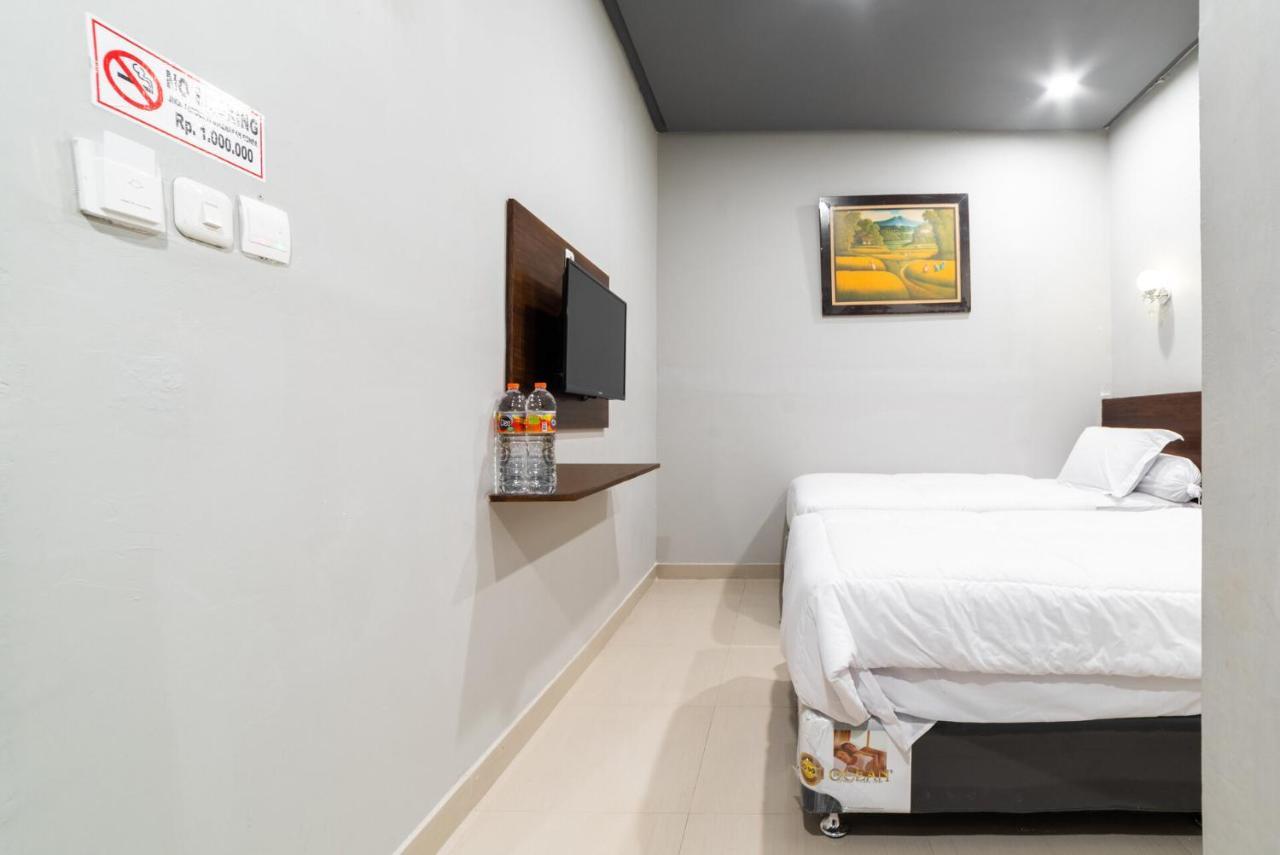 Glamour Hotel And Spa Medan Exterior foto